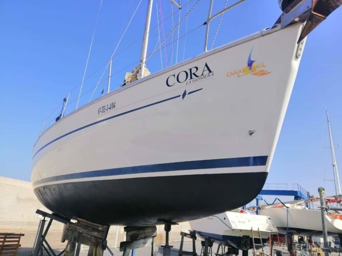 Spain Bavaria Cruiser 36 Cora_5