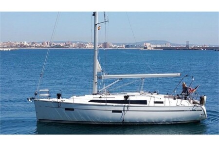 Spain Bavaria Cruiser 37 Black Pearl_1