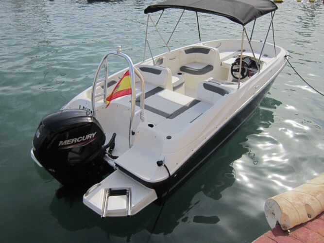 Spain Bayliner 6 Laura_3