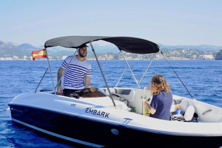 Spain Bayliner E5 Embark El 3_4