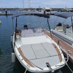 Spain Beneteau Flyer 6 Sundeck Festum_3