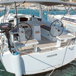 Spain Beneteau Oceanis 38.1 Freedom_3.png