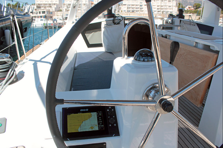 Spain Beneteau Oceanis 38.1 Freedom_7.png