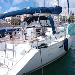 Spain Beneteau Oceanis Clipper 393 Avalon_1