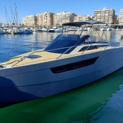 Spain Nuva Yachts M8 Colleewing_1