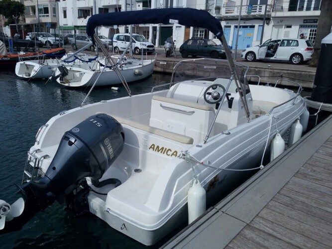 Spain Pacific Craft 625 Amica_4